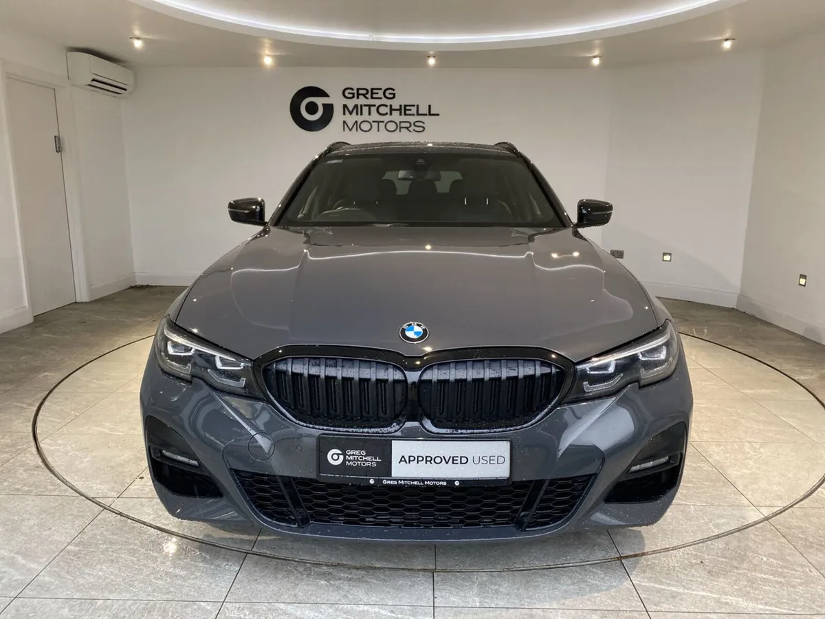 BMW 3-Series 2021 - Image 2