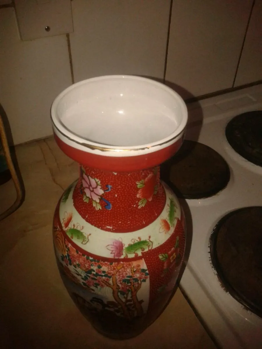 Chinese vase - Image 3
