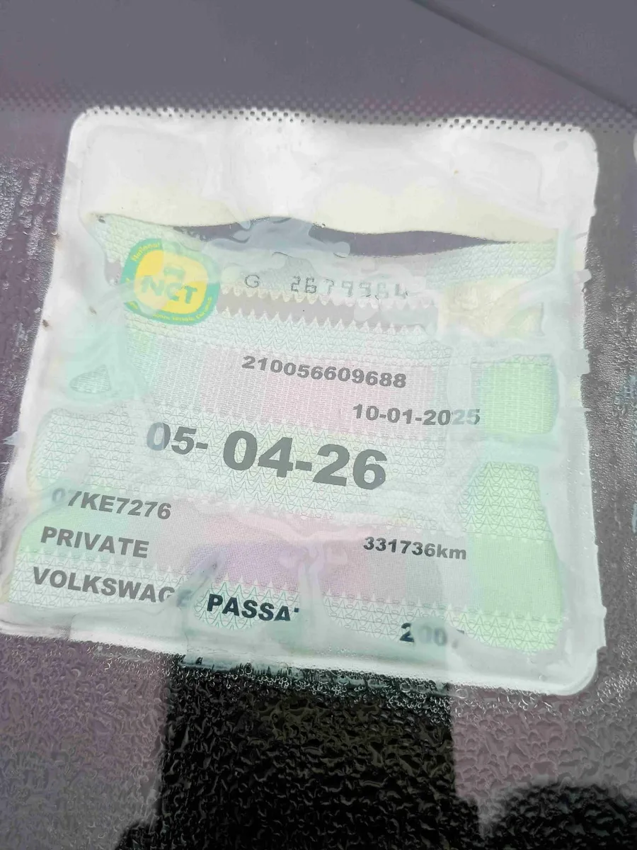 Volkswagen Passat - Image 3