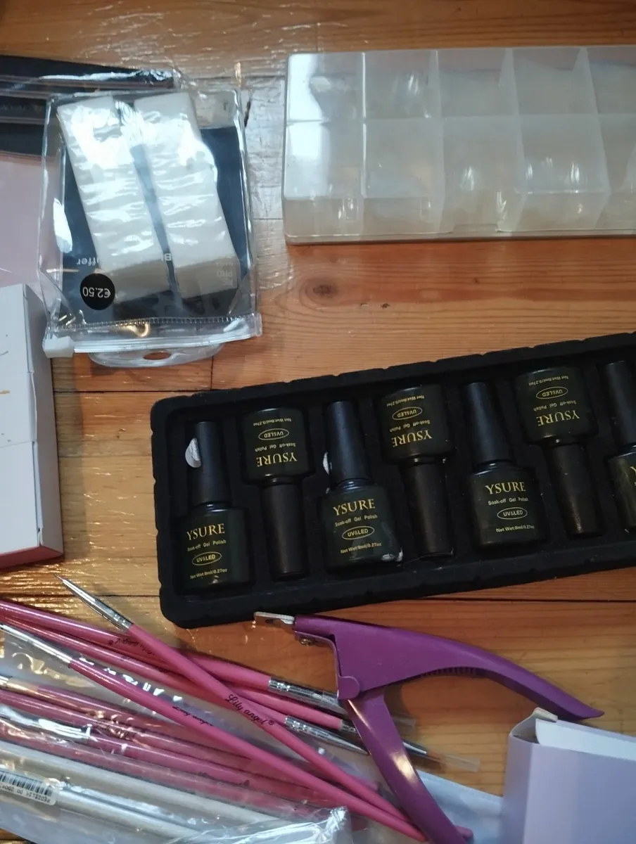 Makeup vanity box / cosmetics case - Image 3