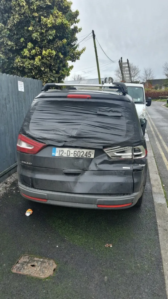 Ford Galaxy 2012 - Image 2