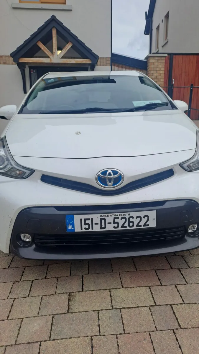 Toyota prius+ - Image 1