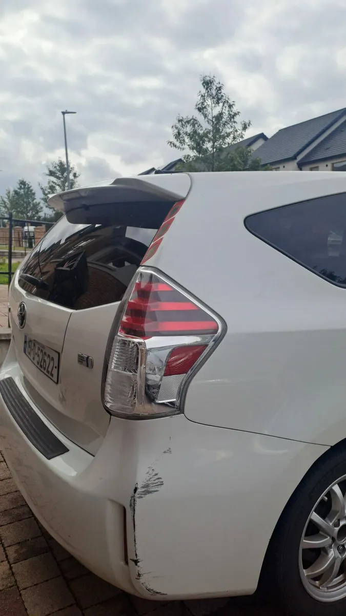 Toyota prius+ - Image 3