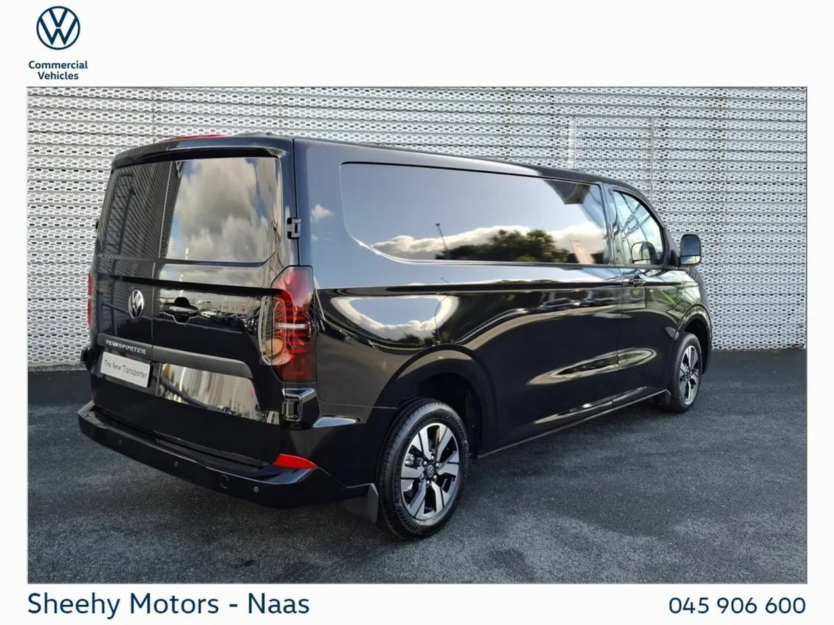 Volkswagen Transporter HIGHLINE LWB28 110HP M6F - Image 3