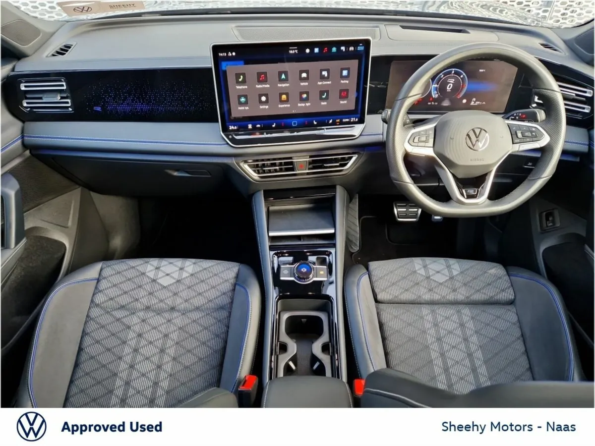Volkswagen Tiguan R-Line 2.0TDI DSG, 20" Leeds All - Image 3