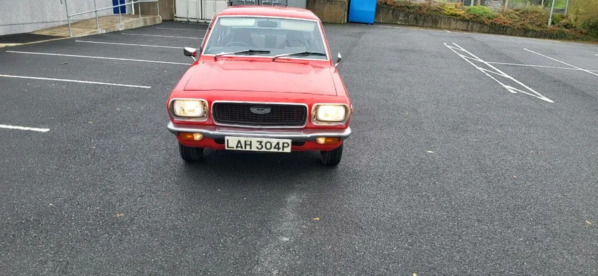1975 Mazda 818 - Image 2