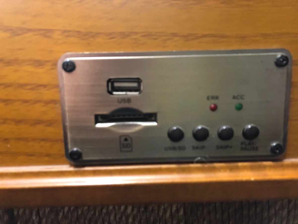 USB Turntable - Image 3