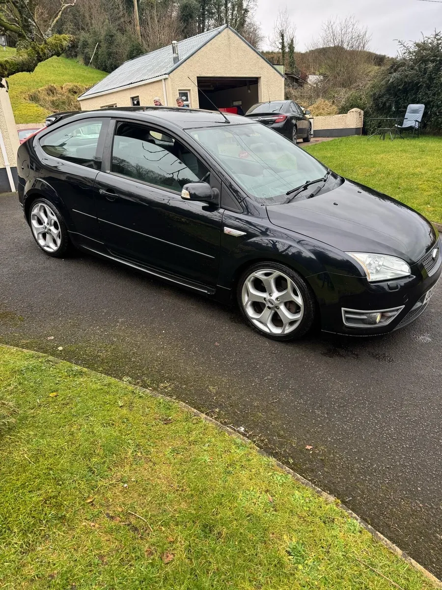 Focus ST 225 - Image 3