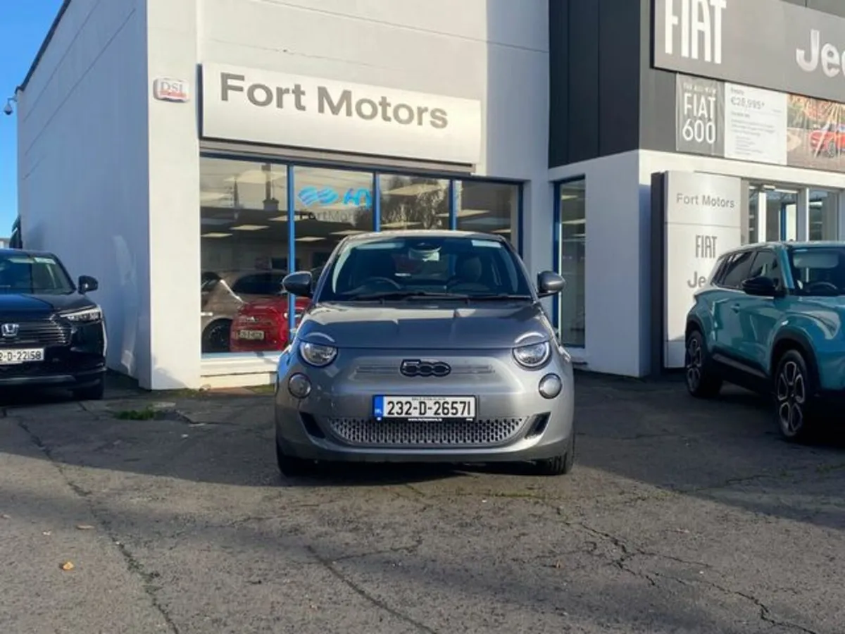 Fiat 500e Icon 42KWH 3DR Auto - Image 3
