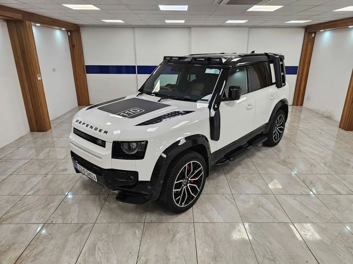 Land Rover Defender Huge Specification // 2.0 X-dy - Image 3