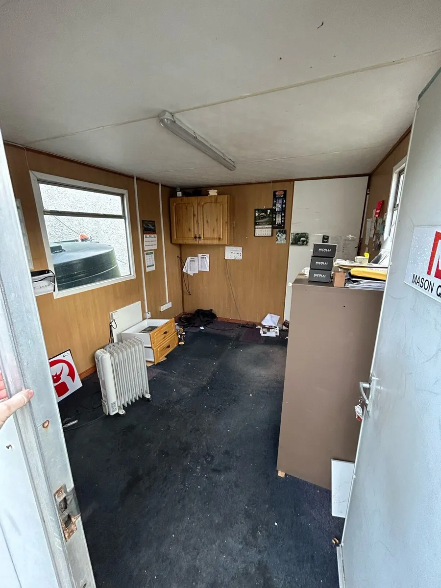 10” x 12” portacabin - Image 4