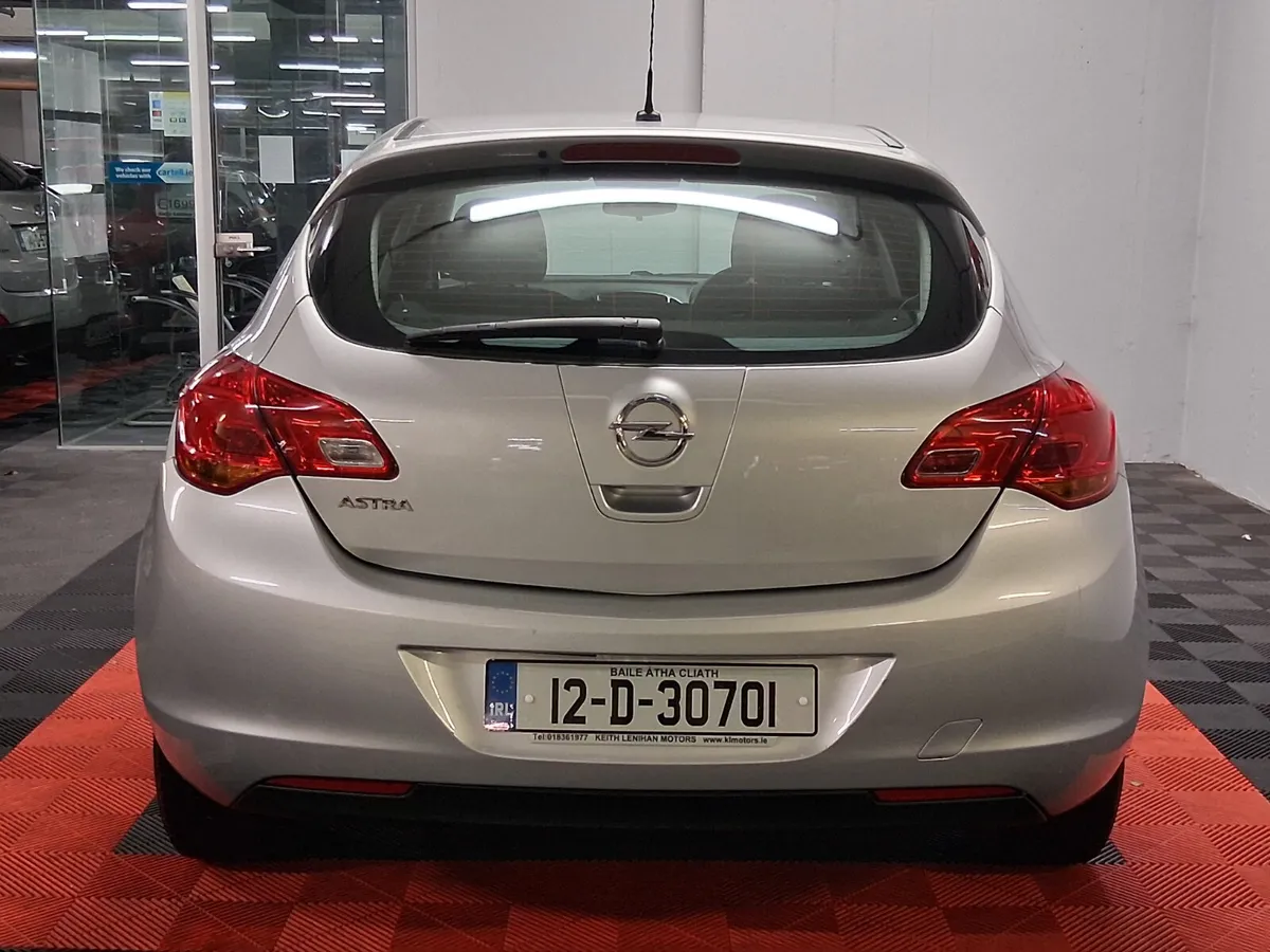 2012 Opel Astra **VALUE FOR MONEY** - Image 4