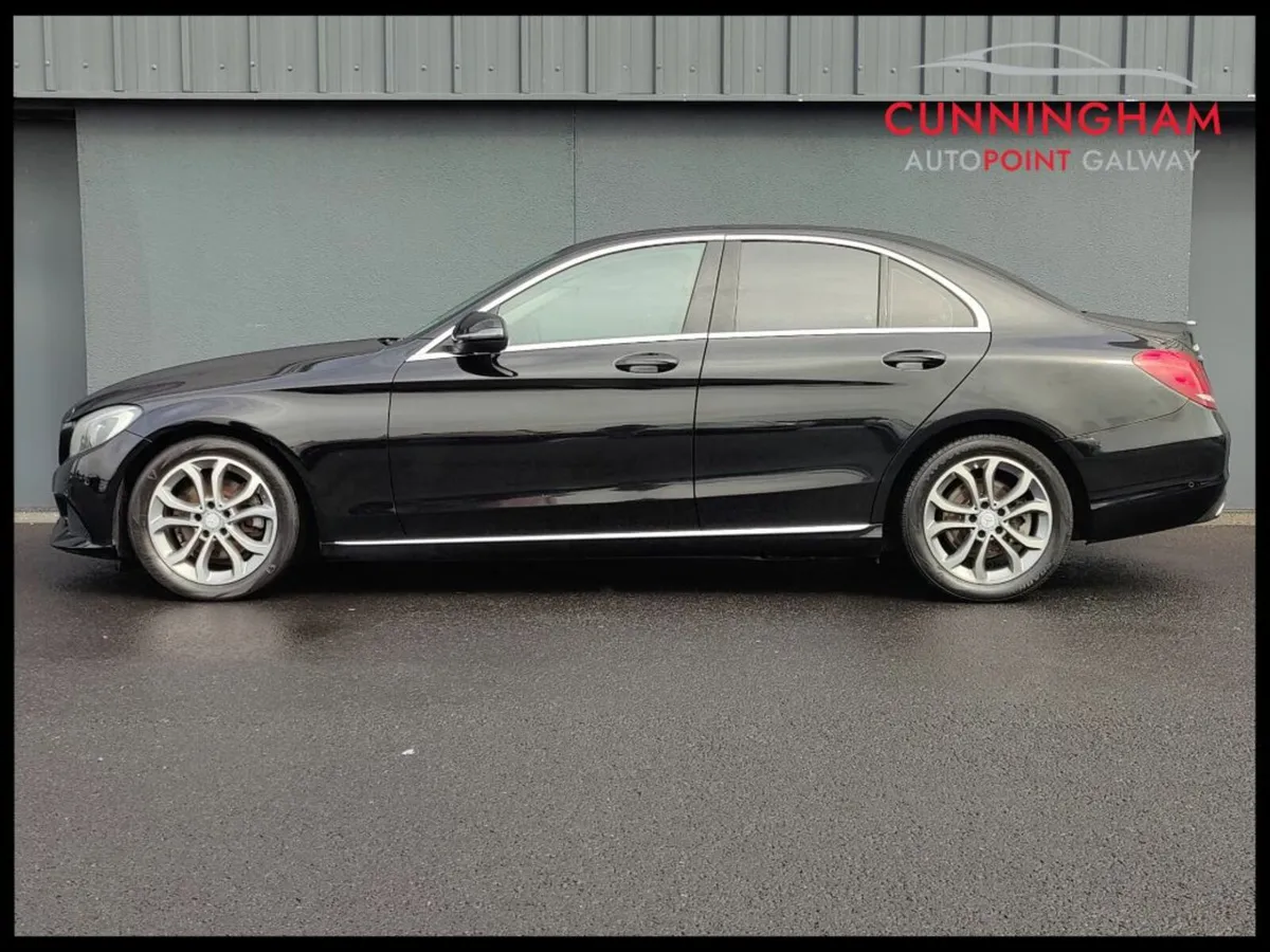 Mercedes-Benz C-Class C220d Avantgarde Sport - Image 3