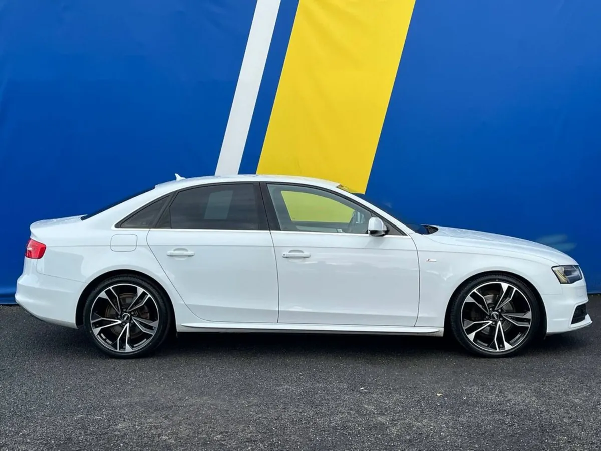 Audi A4 S-LINE 2.0 TFSI // HEATED POWERED S-LINE S - Image 3