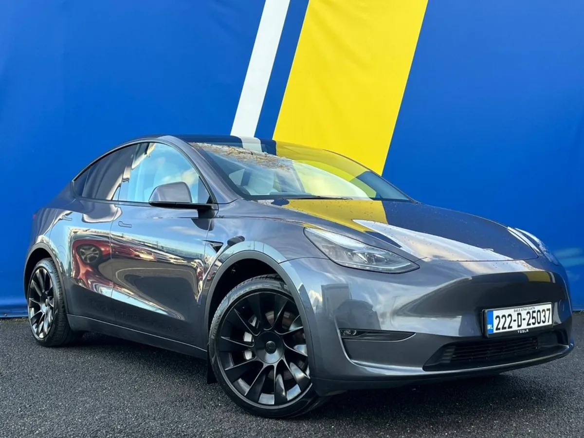 Tesla Model Y LONG RANGE DUAL MOTOR // PANORAMIC S - Image 1