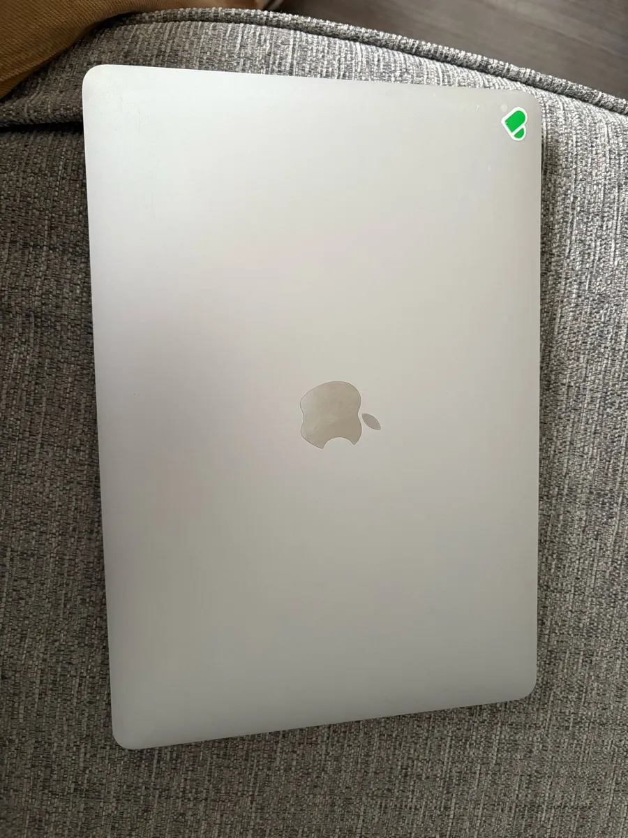 Apple MacBook Pro 13 2019 16GB RAM - Image 2