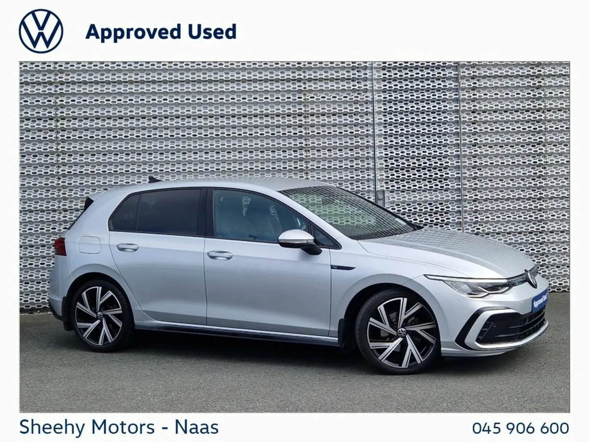 Volkswagen Golf R-Line 2.0TDI, Rear Camera, Alloy - Image 1