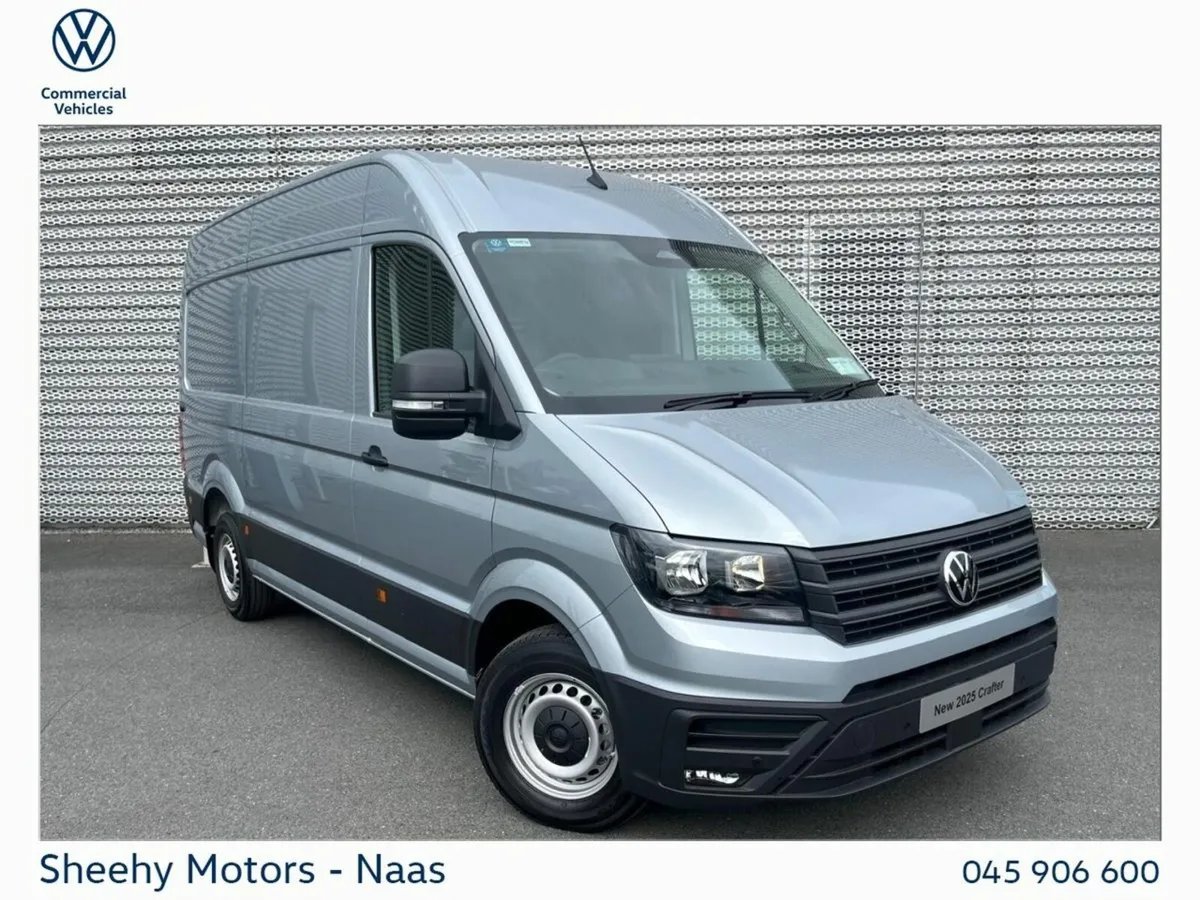Volkswagen Crafter HIGHLINE H35 MWB 177HP A8F AUTO - Image 1