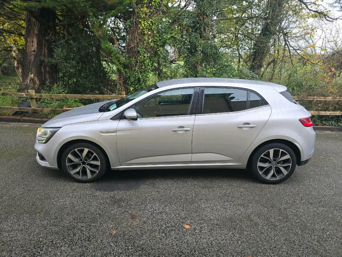 2016 Renault Megane Dynamique S Nav 1.5 diesel - Image 2