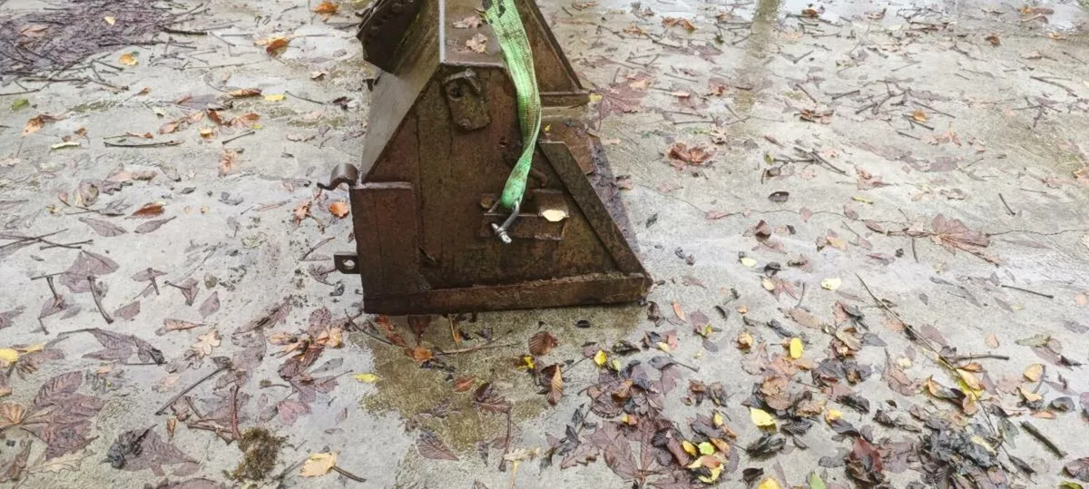 Quickie loader bucket - Image 3