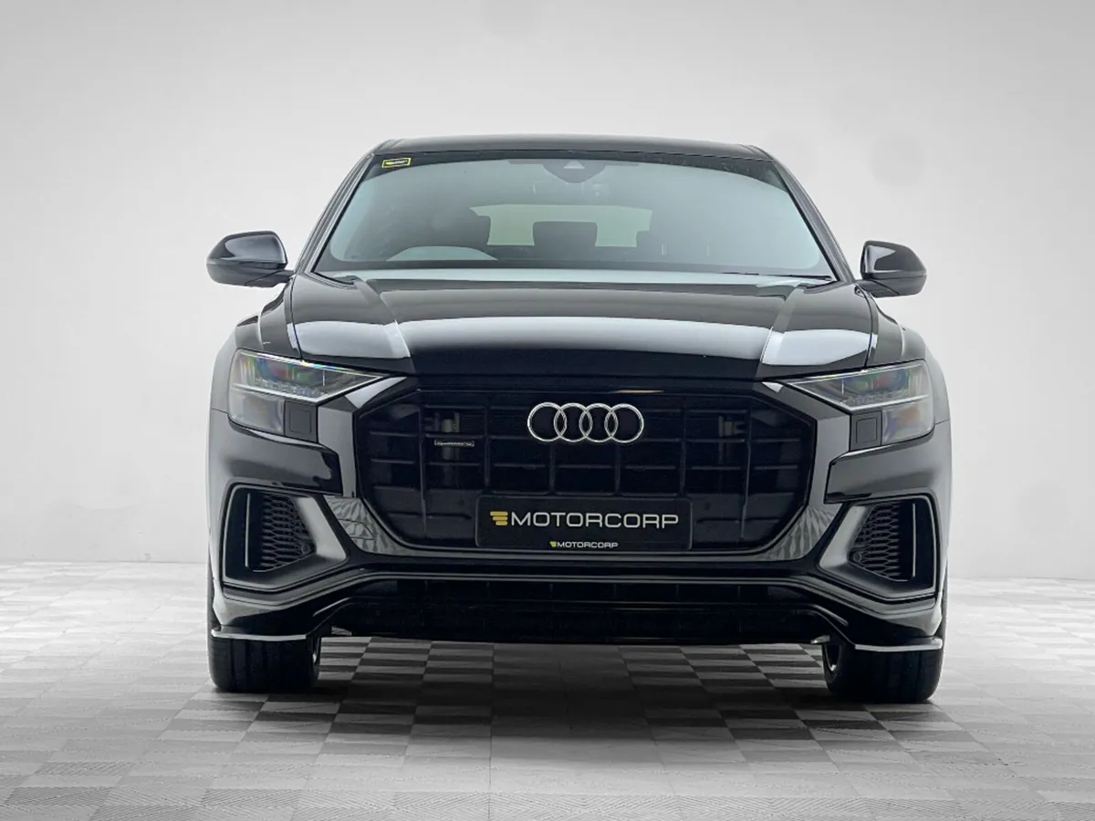 Audi Q8 55 TFSI E S LINE BLACK ED 381HP QUATTRO - Image 2
