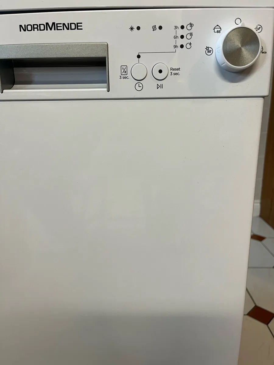 NEW - Slimline Dishwasher - Image 2