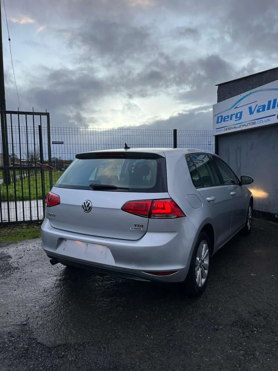 Volkswagen Golf 2014 - Image 3