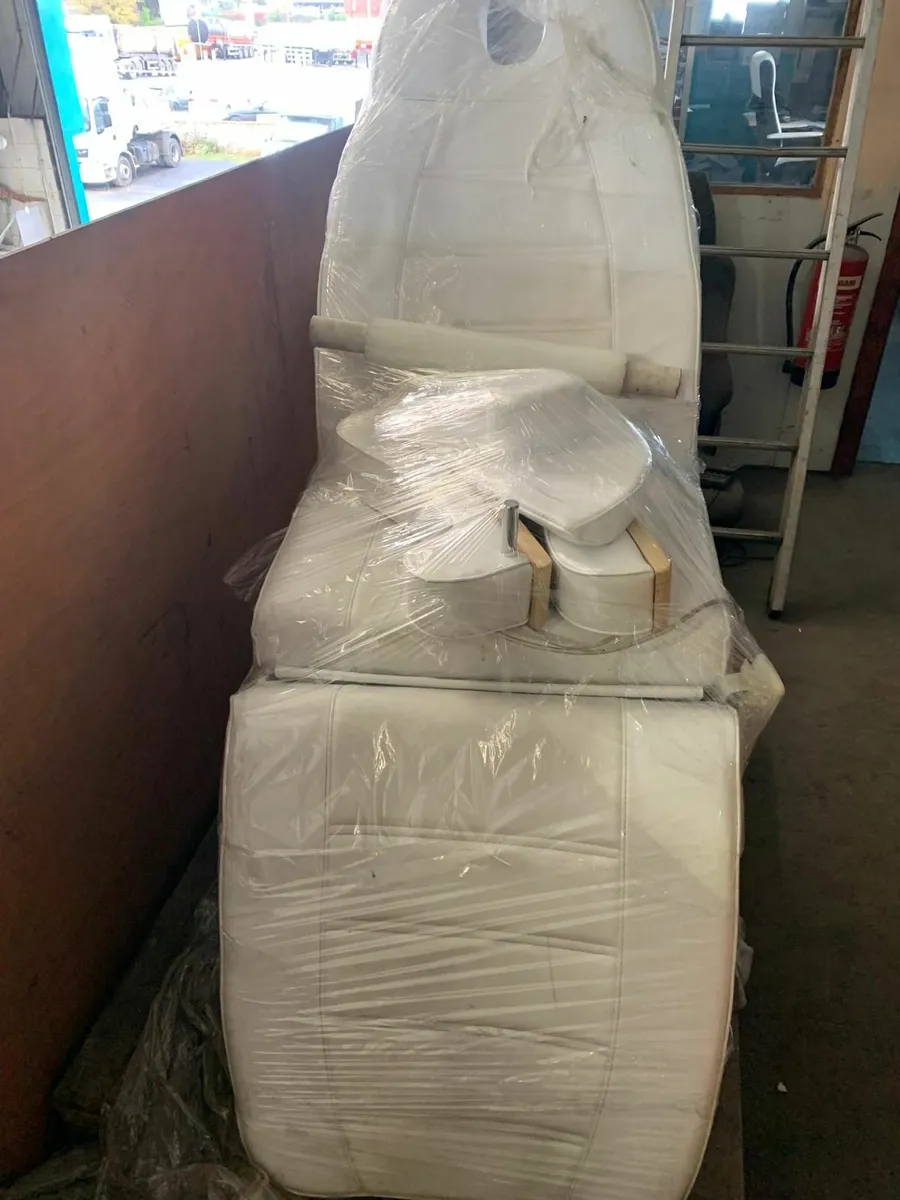 Beauty bed hydraulic - Image 1