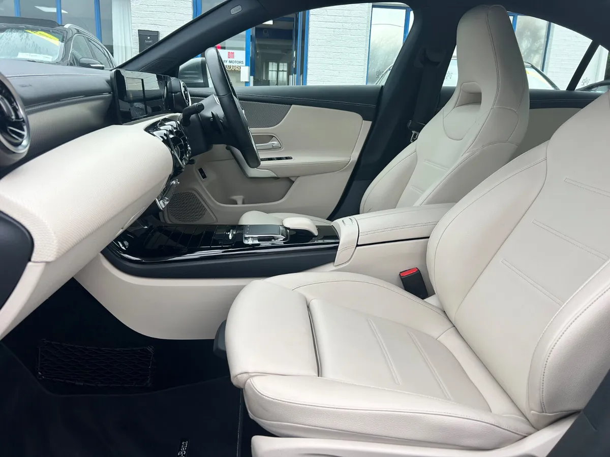 2019 MERCEDES CLA 180 PETROL AUTO NEW MODEl - Image 4