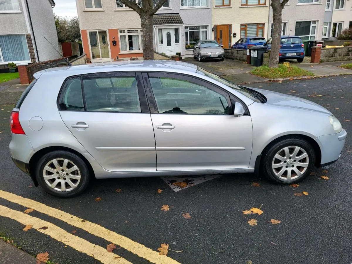 2007 Volkswagen Golf - Image 1