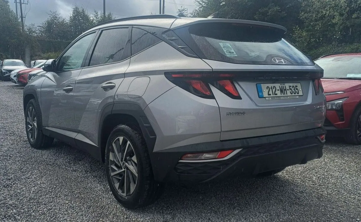 Hyundai Tucson 2WD Executive *JUST ON SALE* - Image 4