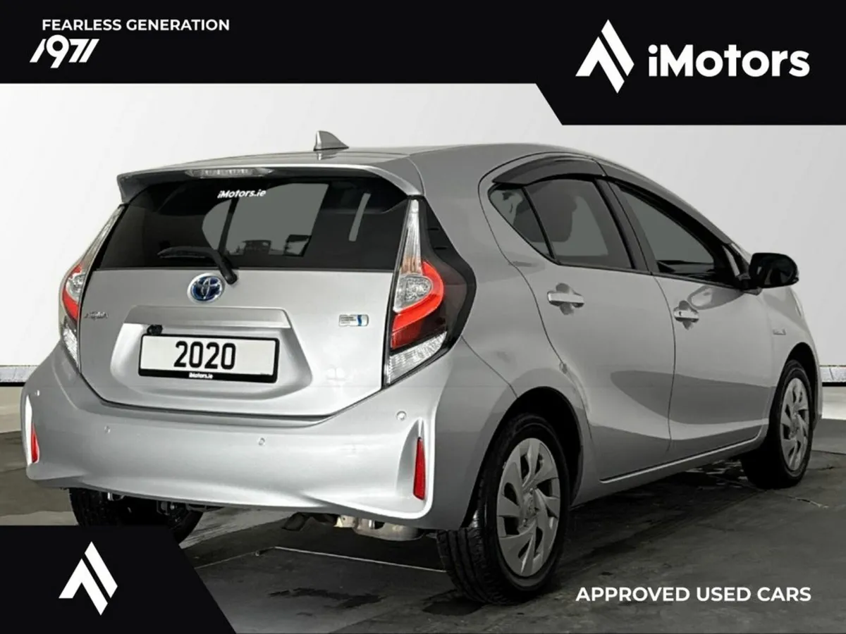 Toyota Aqua S Hybird Automatic - Image 3