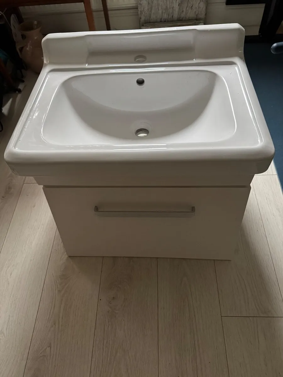 Wash hand basin - Image 2