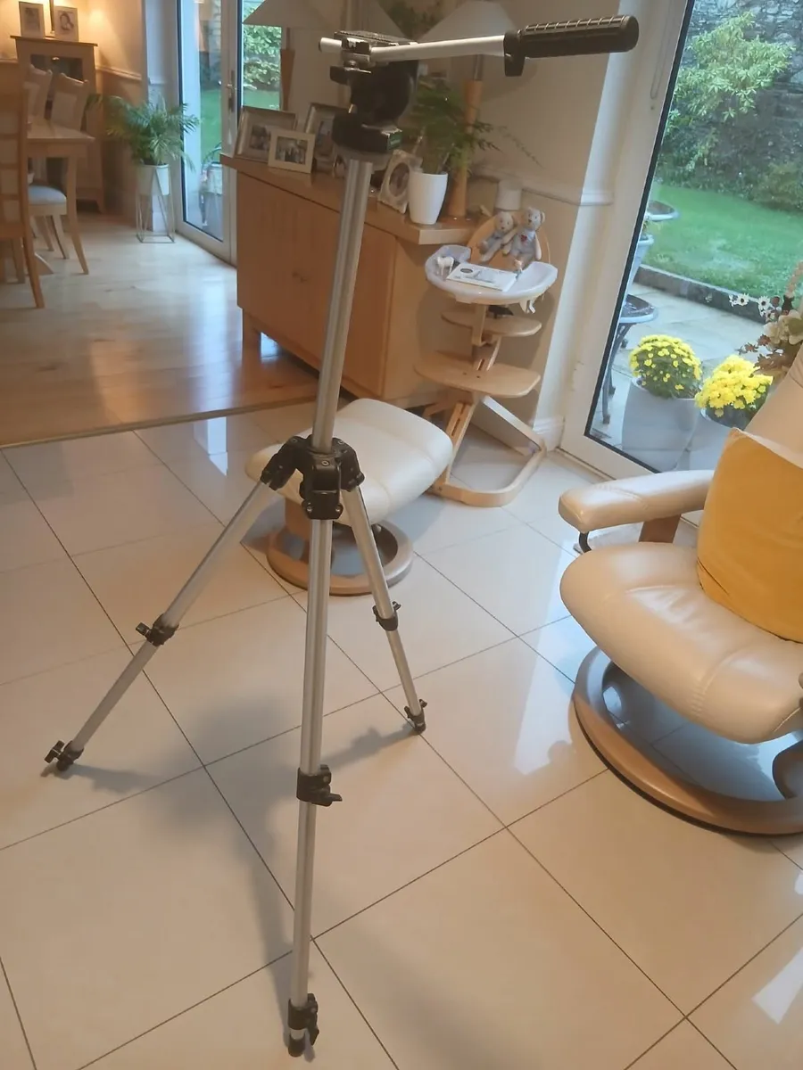 Manfrotto Professional Tripod 144 - Image 1