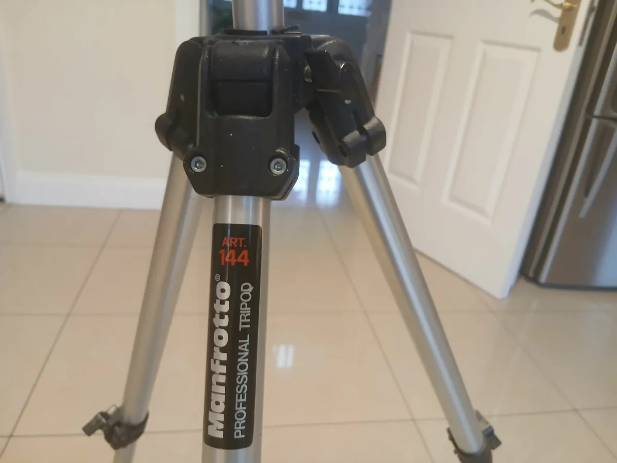 Manfrotto Professional Tripod 144 - Image 4