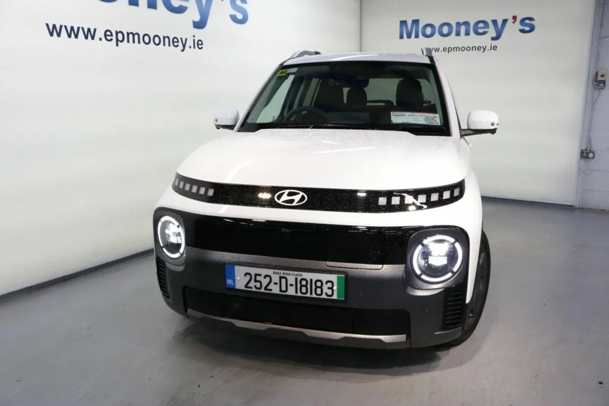 Hyundai INSTER CROSS - ONLY 800 KLMS - 49KWH EV - Image 2