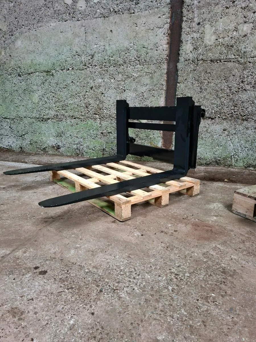 Pinnacle Fabrication Pallet forks - Image 2
