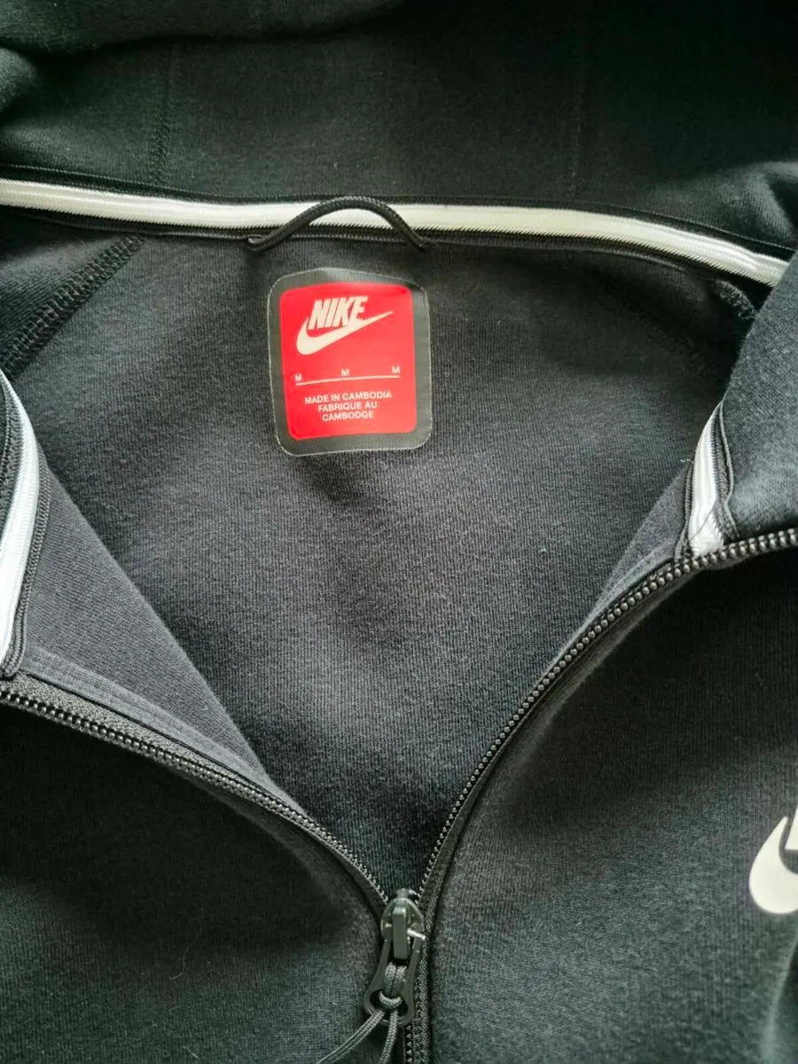 Nike Tech Fleece Full Zip Hoodie size M - Image 4