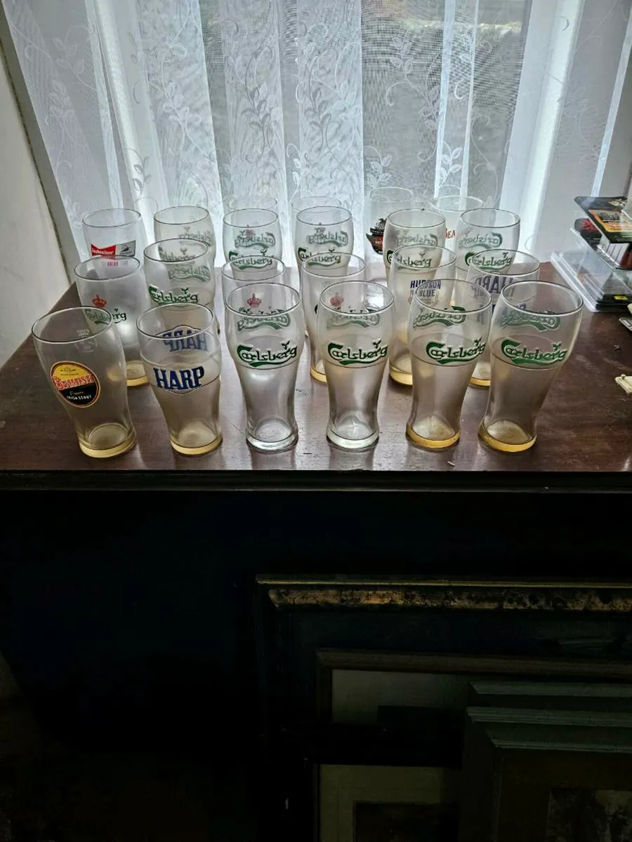 Carlsberg Harp Beamish Budweiser Pint Glasses - Image 1