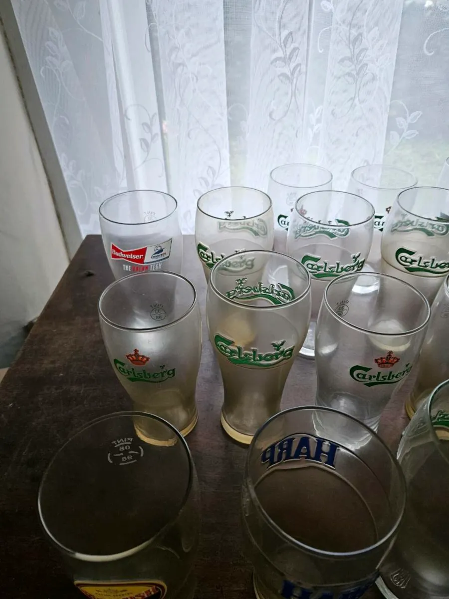 Carlsberg Harp Beamish Budweiser Pint Glasses - Image 4