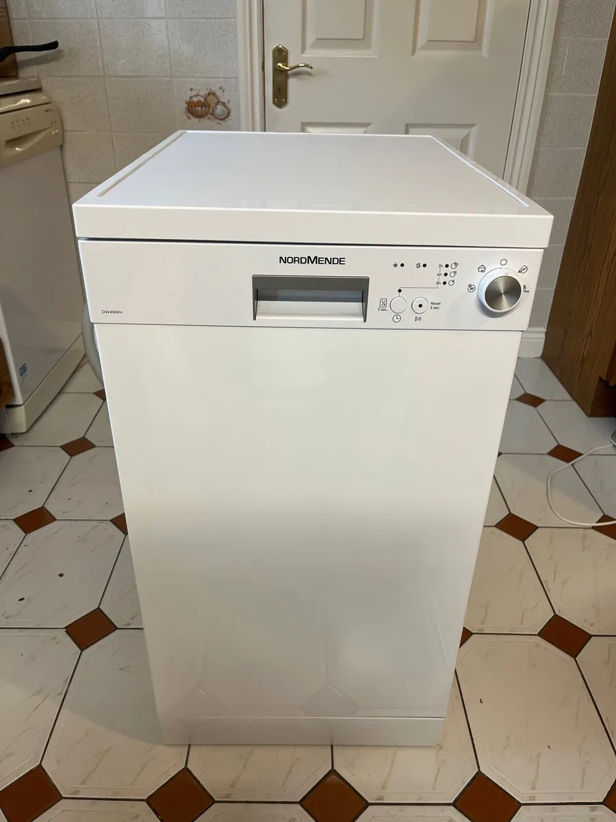 NEW - Slimline Dishwasher - Image 1