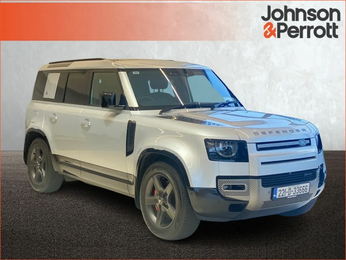 Land Rover Defender 2.0 P400E SE DYNAMIC 110 - Image 1
