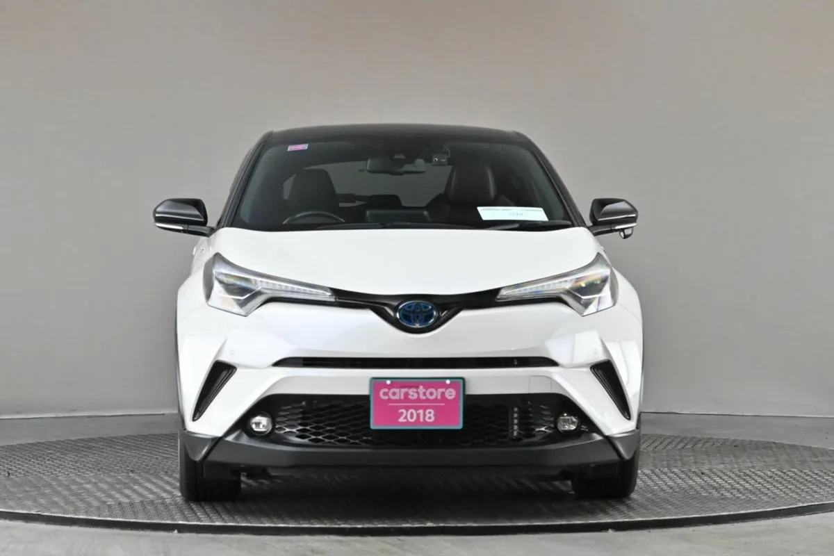Toyota C-HR 1.8 HYBRID **BITONE ROOF**HALF LEATHER - Image 2