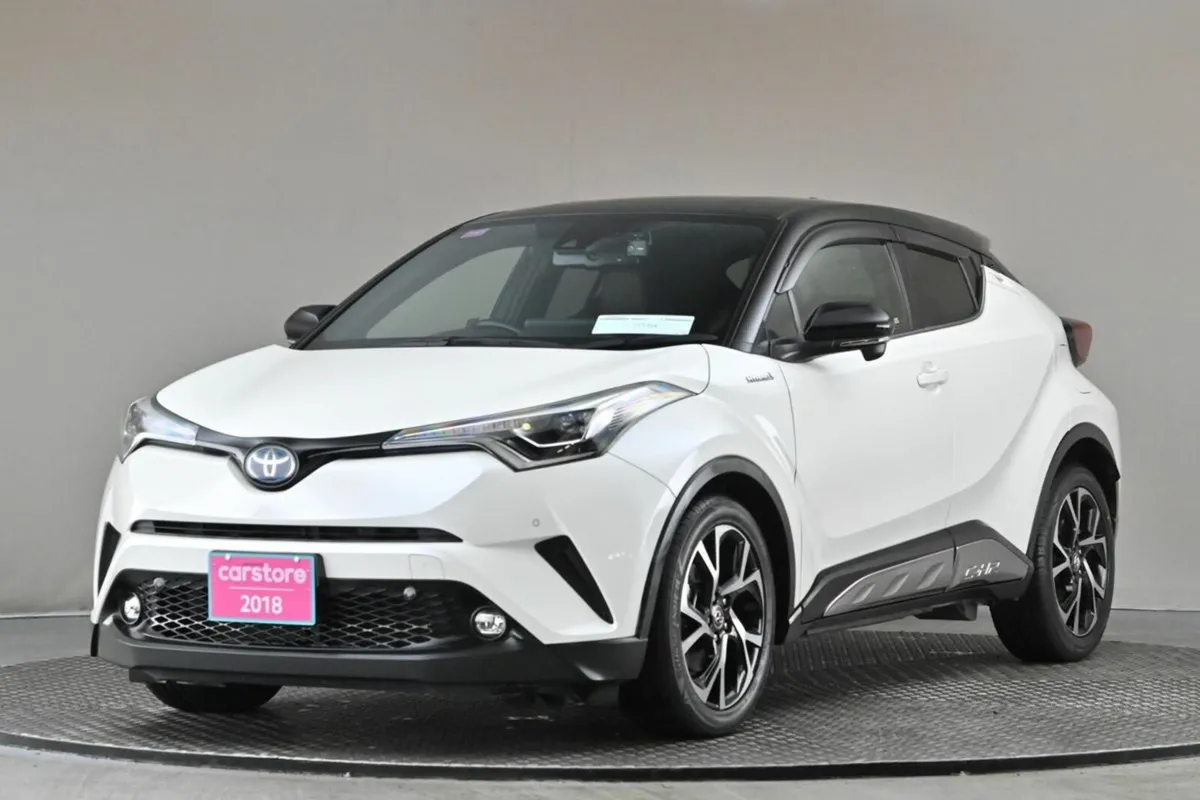 Toyota C-HR 1.8 HYBRID **BITONE ROOF**HALF LEATHER - Image 3