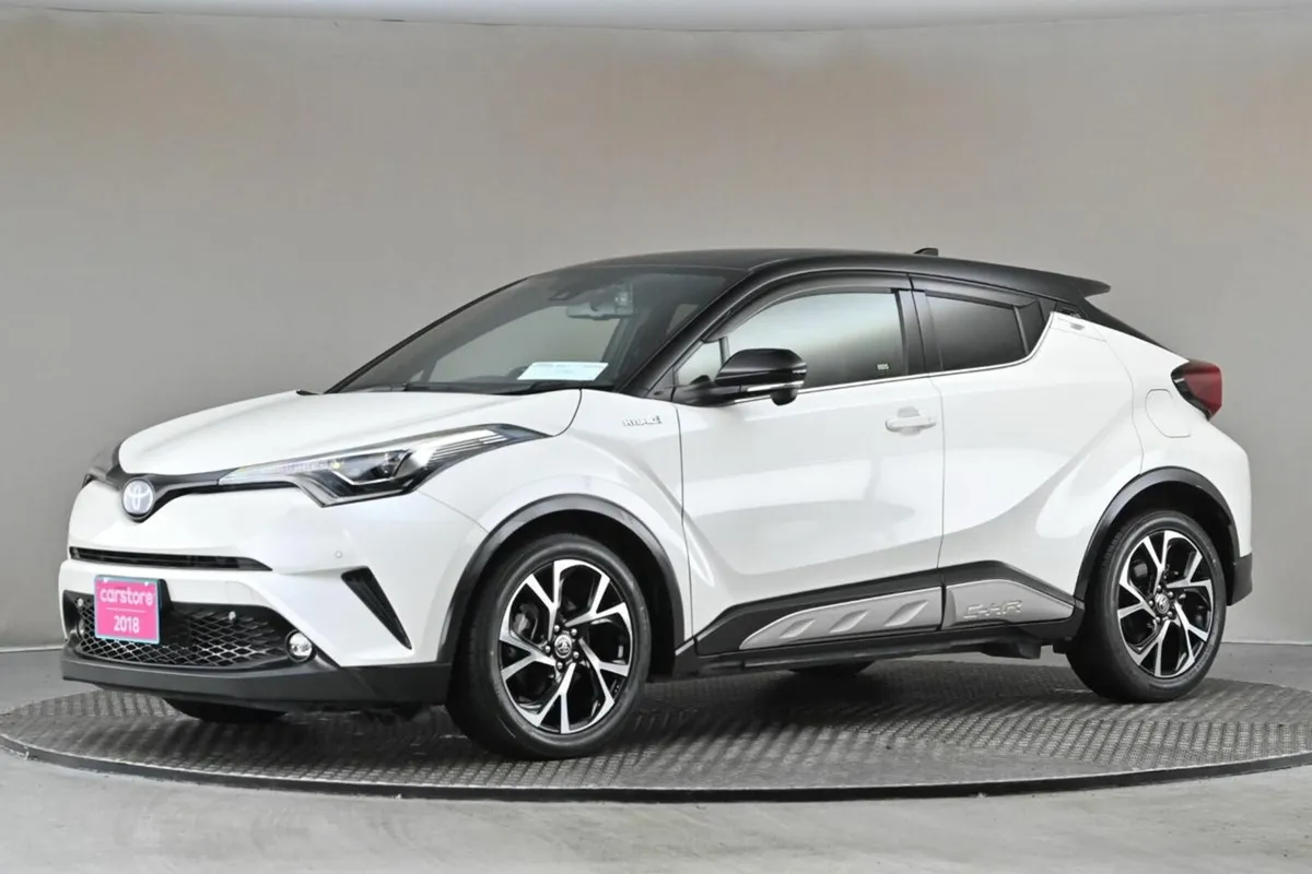 Toyota C-HR 1.8 HYBRID **BITONE ROOF**HALF LEATHER - Image 4