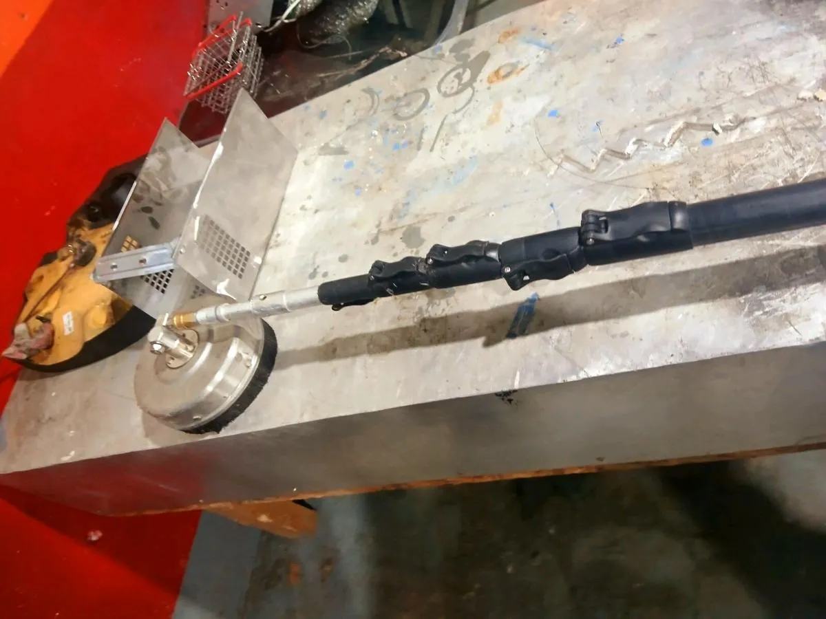 QLEEN carbon pole for roof cleaning pole /jet - Image 1