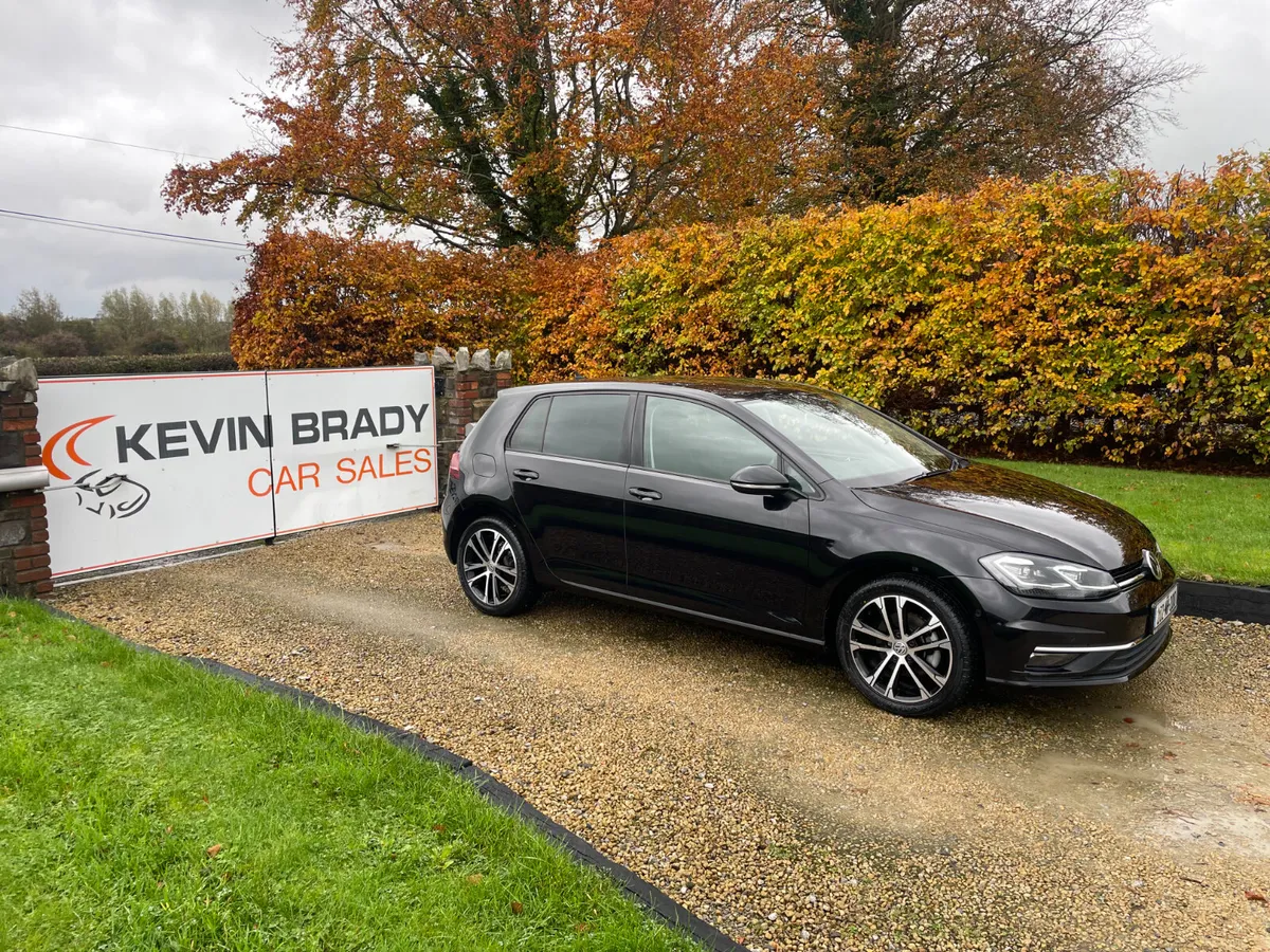 VOLKSWAGEN GOLF 1.2 TSI COMFORTLINE MK 7.5 DSG - Image 1