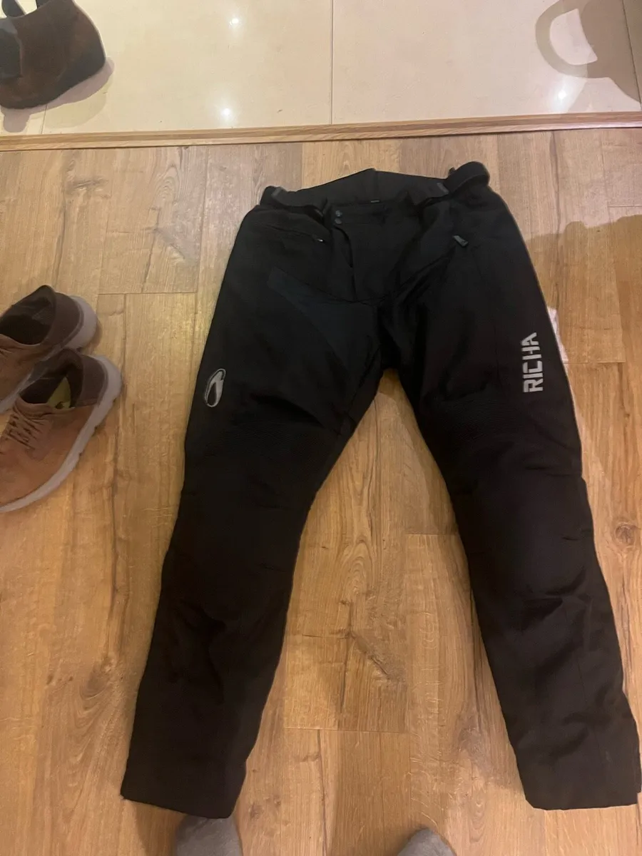 4 motorcycles pants for sale - Image 3