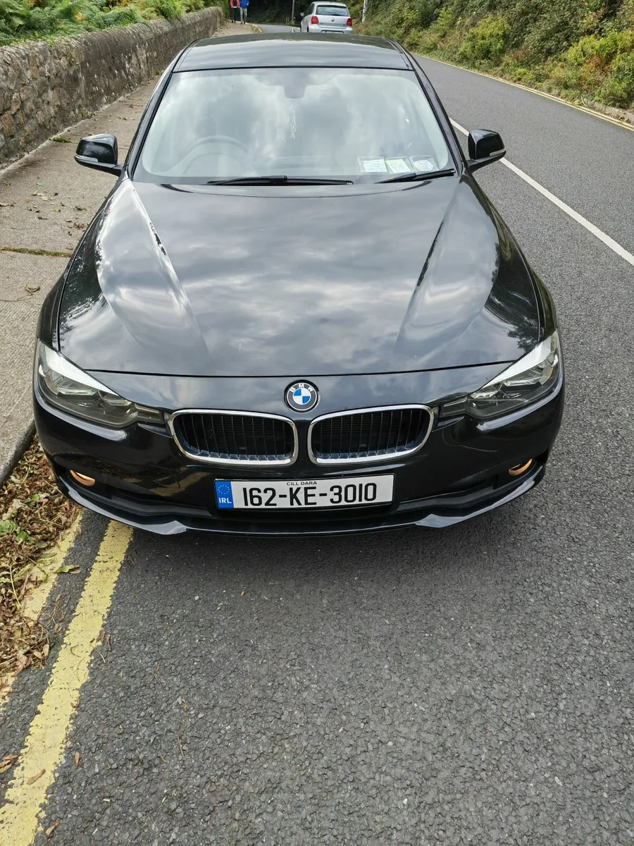 BMW 3-Series 2016 - Image 2