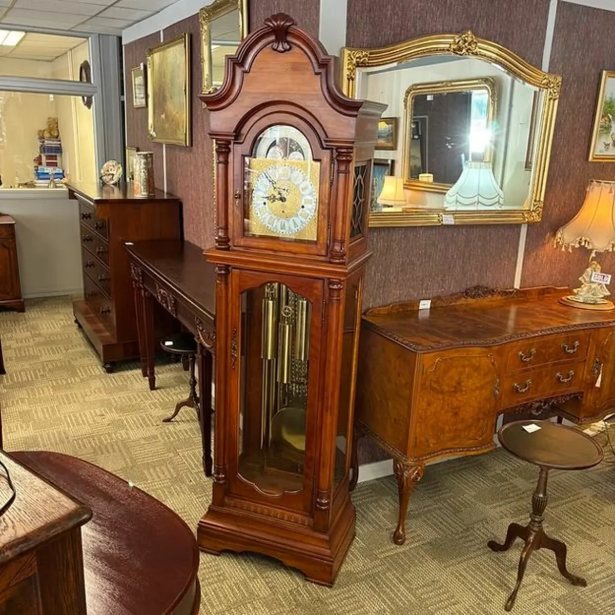 Fabulous mahogany Hermle Salerno grandfather clock